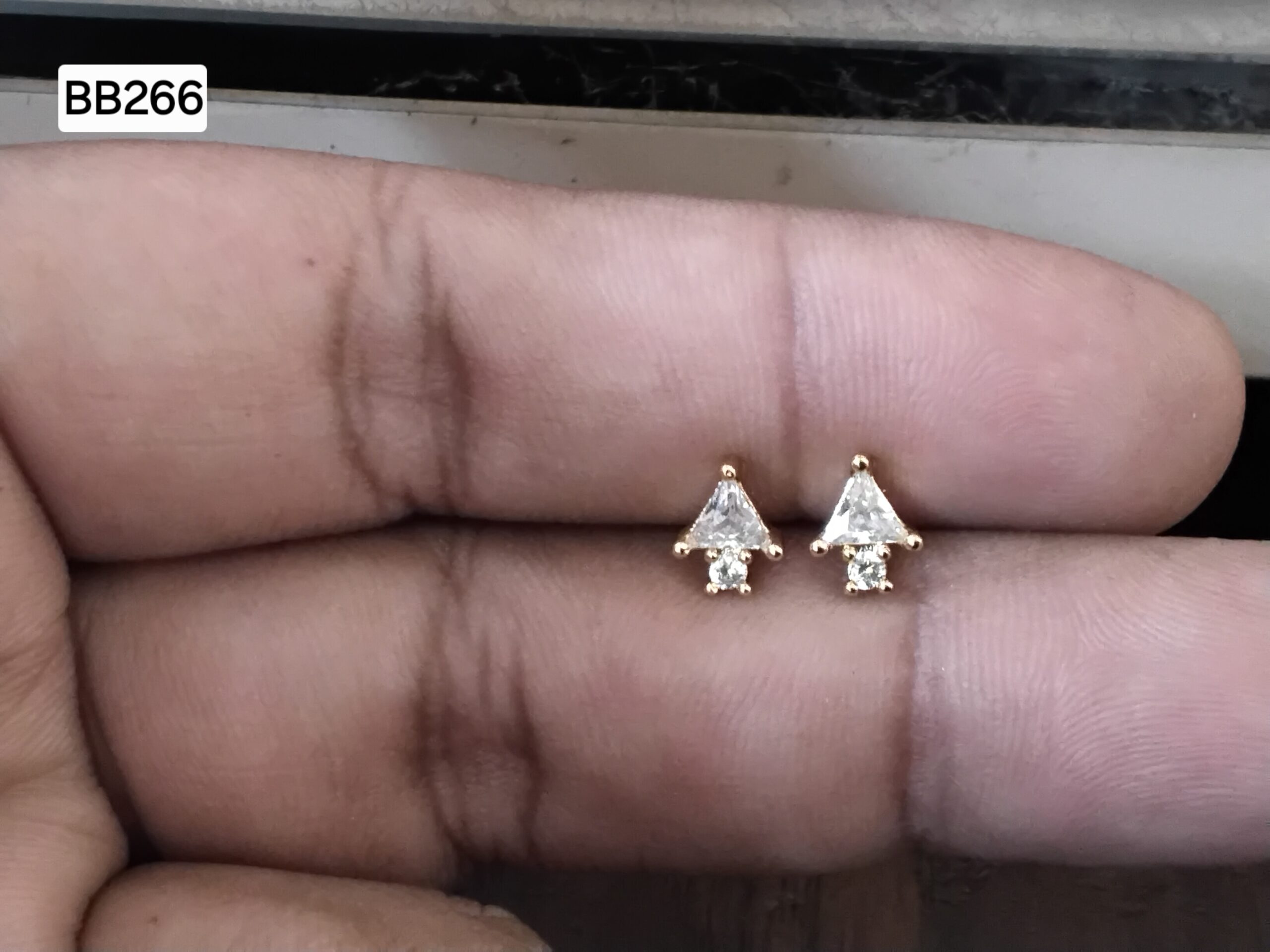 Good Luck Wishbone Brass Ball Back Studs (BB266)